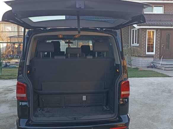 2013 Volkswagen Multivan T5 Рестайлинг, чёрный, 1940000 рублей - вид 27