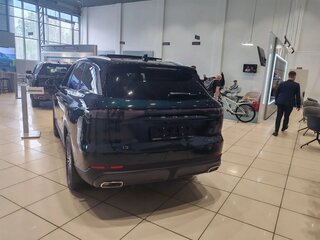 2026 Tenet T9, зелёный, 4299000 рублей, вид 5