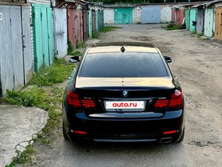 2010 BMW 7 серии Long 730Ld V (F01/F02/F04), чёрный, 1700000 рублей, вид 4