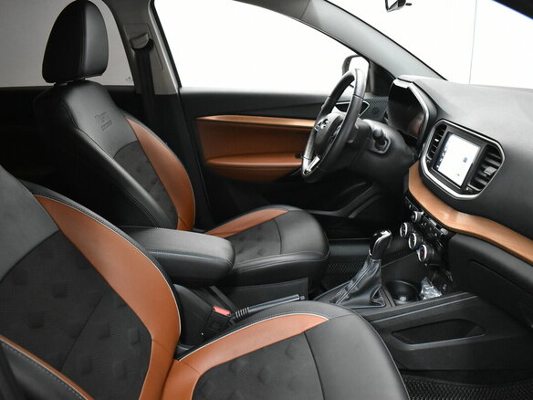 2024 Lada (ВАЗ) Vesta SW Cross I Рестайлинг (NG), белый - вид 12