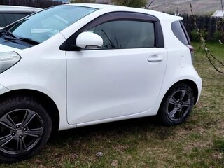 2009 Toyota iQ, белый, 530000 рублей, вид 5