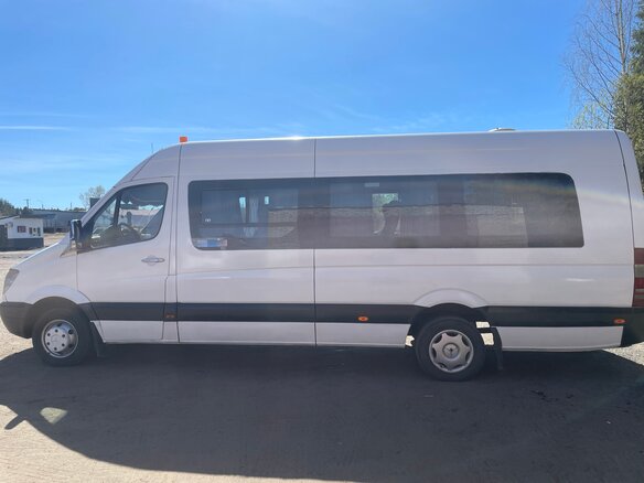 2011 Mercedes-Benz Sprinter, белый, 2380000 рублей - вид 2