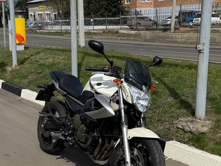 2010 Yamaha XJ6 (FZ6R), белый, 550000 рублей, вид 3