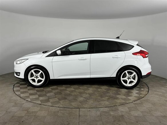 2017 Ford Focus III Рестайлинг, белый, 1025000 рублей - вид 7