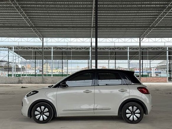 2023 Wuling Binguo 31.9 kWh, бежевый, 1276000 рублей - вид 8