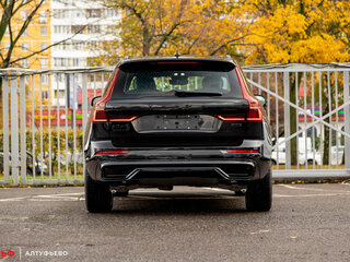 2025 Volvo XC60 II Рестайлинг 2, чёрный, 6290000 рублей, вид 2