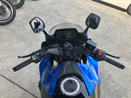 2026 Suzuki GSX-8R, синий, 900000 рублей, вид 5