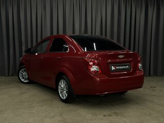 2012 Chevrolet Aveo II, красный, 569999 рублей, вид 3