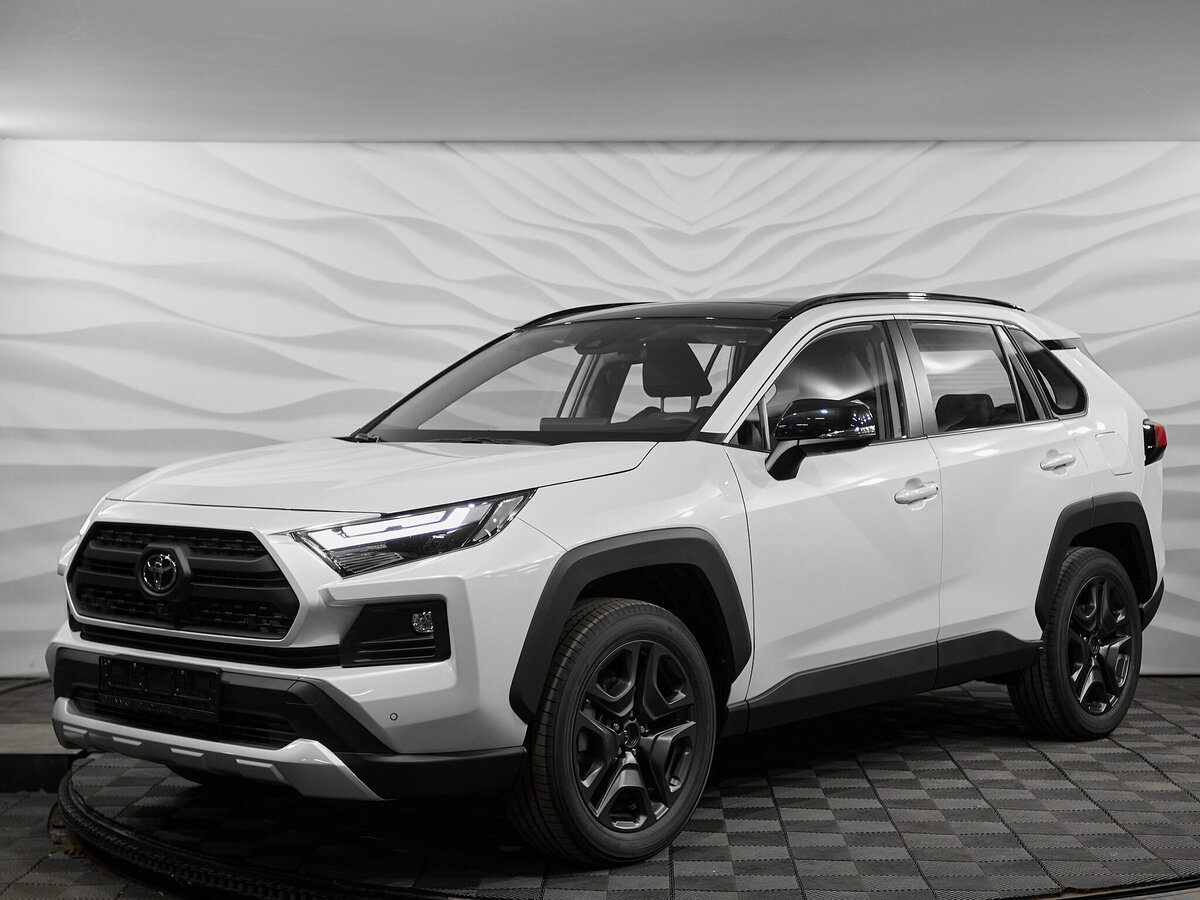 Открыть фотографии: Toyota RAV4 V (XA50)