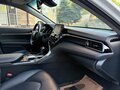 2022 Toyota Camry VIII (XV70) Рестайлинг, белый, 3800000 рублей - вид 11