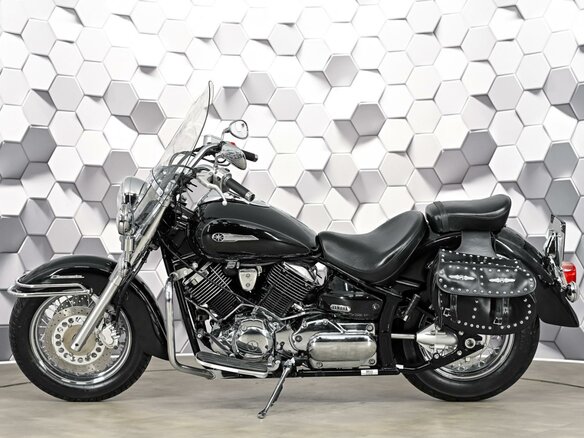 2010 Yamaha XVS1100, чёрный - вид 3
