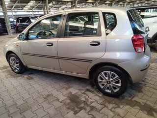 2002 Daewoo Kalos, серебристый, 315000 рублей, вид 1