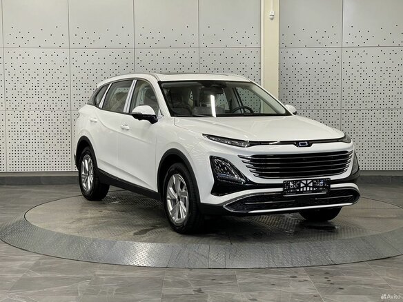 2025 Bestune T90 I, белый, 4031000 рублей