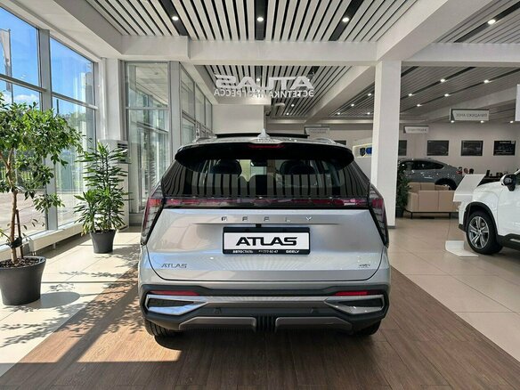 2026 Geely Atlas II, серебристый, 4114990 рублей - вид 4