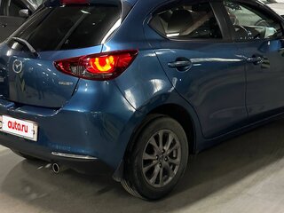 2020 Mazda 2 III (DJ) Рестайлинг, синий, 1490000 рублей, вид 4