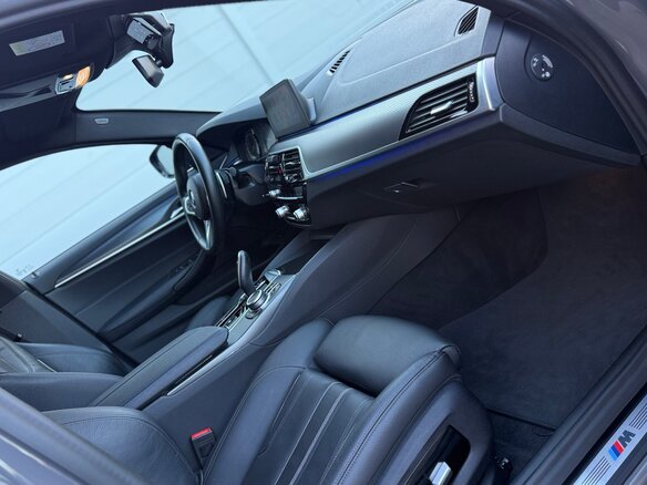 2020 BMW 5 серии 520d xDrive VII (G30/G31/G38) Рестайлинг, серый - вид 13