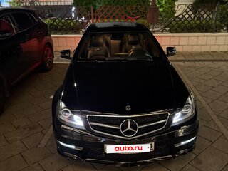 2012 Mercedes-Benz C-Класс AMG 63 AMG III (W204) Рестайлинг, чёрный, 3300000 рублей, вид 2