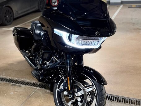 2024 Harley-Davidson Road Glide, чёрный, 2750000 рублей, вид 1
