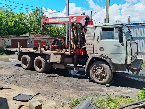 1995 КамАЗ 5308, серый, 300000 рублей