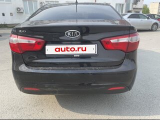 2012 Kia Rio 5-speed III, чёрный, 570000 рублей, вид 3