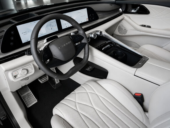 2025 Exeed RX, чёрный, 4150000 рублей - вид 31