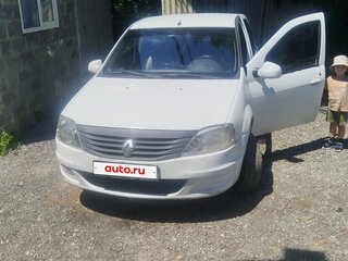 2013 Renault Logan I Рестайлинг, белый, 220000 рублей, вид 1