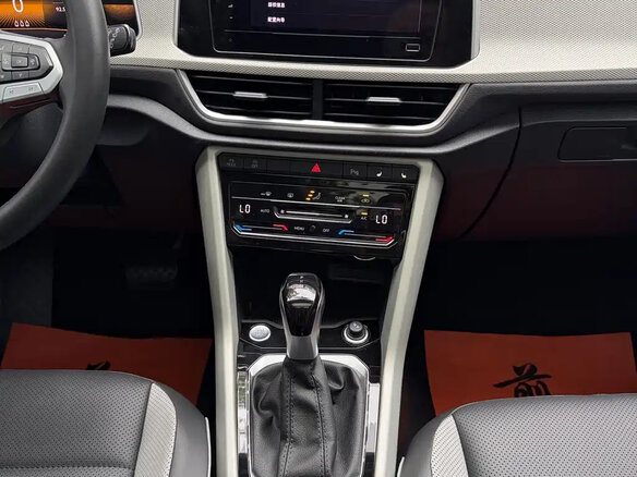 2023 Volkswagen T-Roc I (China Market) Рестайлинг, белый, 1750001 рублей - вид 18