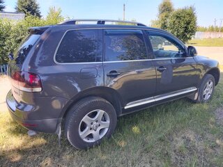 2008 Volkswagen Touareg I Рестайлинг, чёрный, 1050000 рублей, вид 5