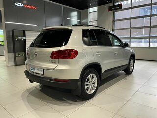 2014 Volkswagen Tiguan I Рестайлинг, серебристый, 1080000 рублей, вид 4