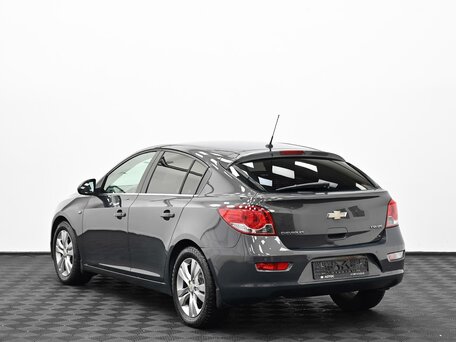2013 Chevrolet Cruze I Рестайлинг, серый, 749000 рублей, вид 4