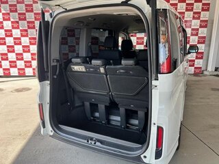 2016 Honda Stepwgn Spada V, белый, 1320000 рублей, вид 4