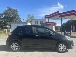 2019 Toyota Vitz III (XP130) Рестайлинг 2, чёрный, 1050000 рублей, вид 3