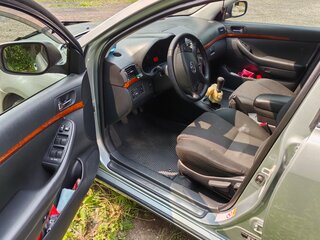 2007 Toyota Avensis II Рестайлинг, серебристый, 725000 рублей, вид 5