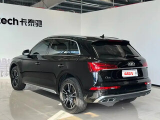 2024 Audi Q5 L 40 TFSI II (FY) Рестайлинг, чёрный, 5002290 рублей, вид 4