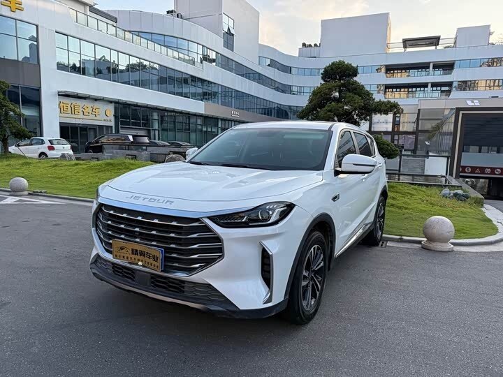 Открыть фотографии: Jetour X70+ I