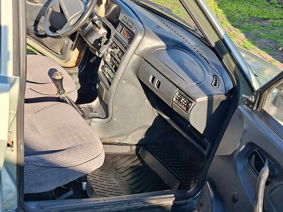 2003 Lada (ВАЗ) 2114, зелёный, 80000 рублей - вид 9