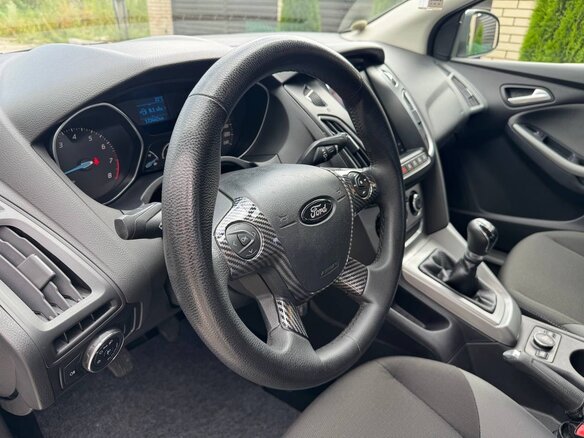2011 Ford Focus III, серый - вид 16