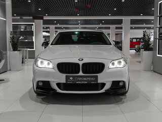 2012 BMW 5 серии 528i VI (F10/F11/F07), белый, 1445000 рублей, вид 3