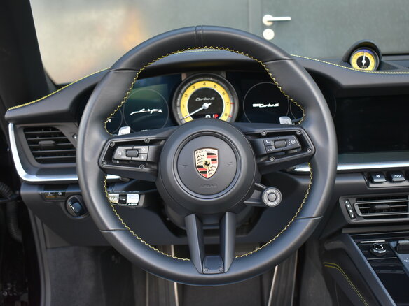 2021 Porsche 911 Turbo S VIII (992), чёрный, 26990000 рублей - вид 13
