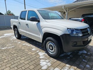 2011 Volkswagen Amarok I, белый, 1800000 рублей, вид 3