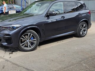 2021 BMW X5 30d IV (G05/G18), серый, 7750000 рублей, вид 2