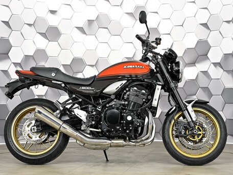 2025 Kawasaki Z 900RS, коричневый, 1377000 рублей, вид 3