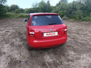 2013 Skoda Fabia II Рестайлинг, красный, 450000 рублей, вид 4