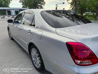 2005 Toyota Crown Majesta IV (S180), серебристый, 900008 рублей, вид 5
