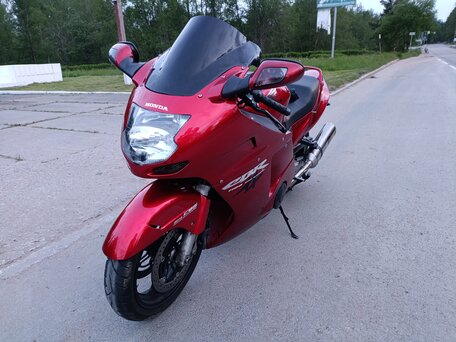 1998 Honda CBR 1100 XX, красный, 390000 рублей, вид 2