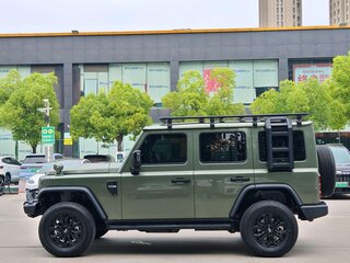 2024 212 T01, зелёный, 3709999 рублей, вид 4
