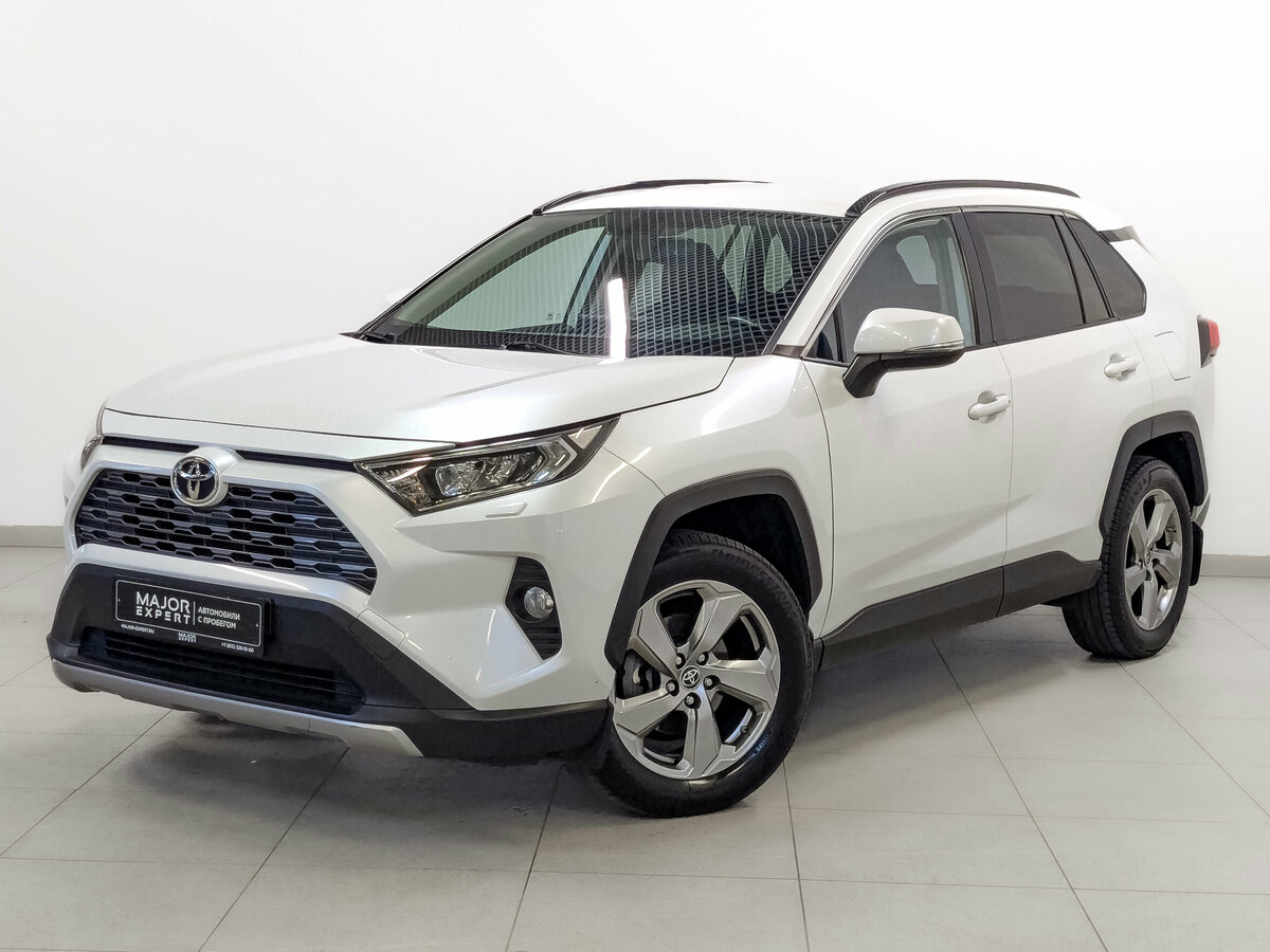 Открыть фотографии: Toyota RAV4 V (XA50)