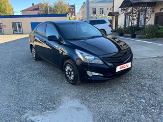 2015 Hyundai Solaris I Рестайлинг, чёрный, 560000 рублей, вид 3