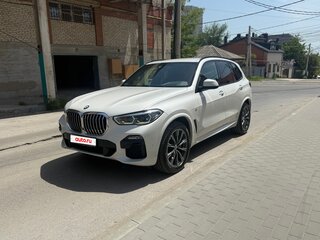 2019 BMW X5 30d IV (G05/G18), белый, 5850000 рублей, вид 1