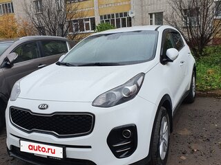 2018 Kia Sportage IV, белый, 2100000 рублей, вид 4